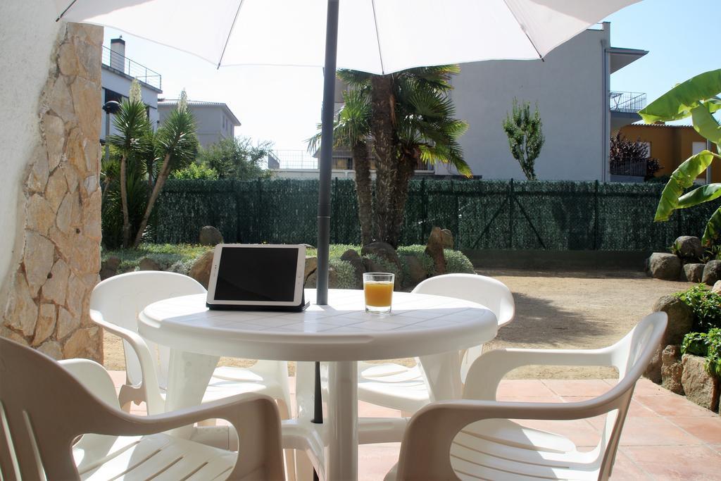 Apartaments Margarita Sabina Pinell ปลาตจาดาโร ภายนอก รูปภาพ