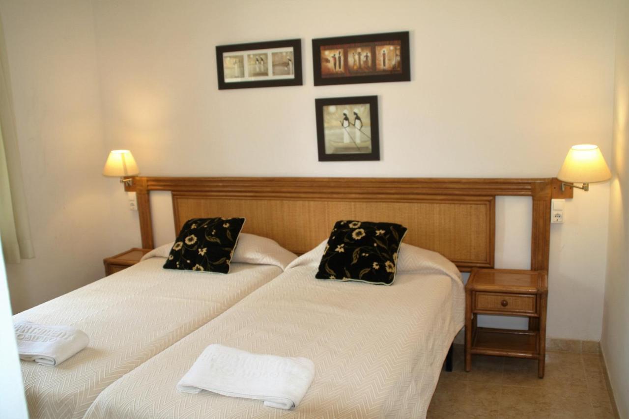 Apartaments Margarita Sabina Pinell ปลาตจาดาโร ภายนอก รูปภาพ