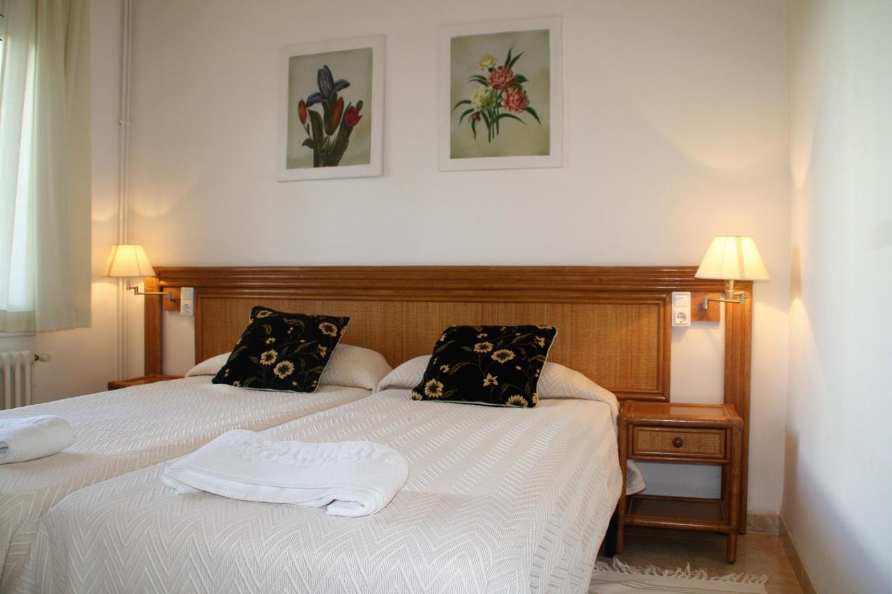 Apartaments Margarita Sabina Pinell ปลาตจาดาโร ภายนอก รูปภาพ